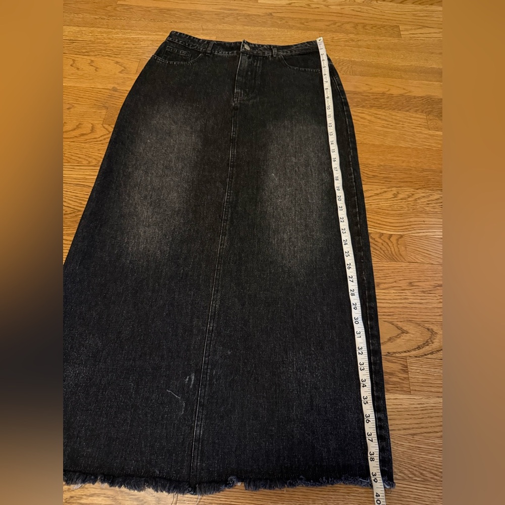 Black Denim Maxi Skirt - Picture 7 of 9